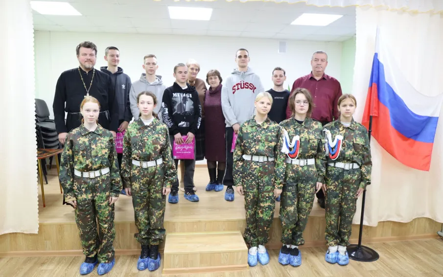 Святое дело- Родине служить