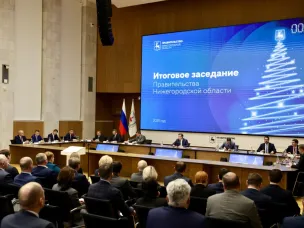Итоговое заседание правительства в 2025 году: поддержка педагогов и наставников, строительство жилья, ремонт учреждений здравоохранения