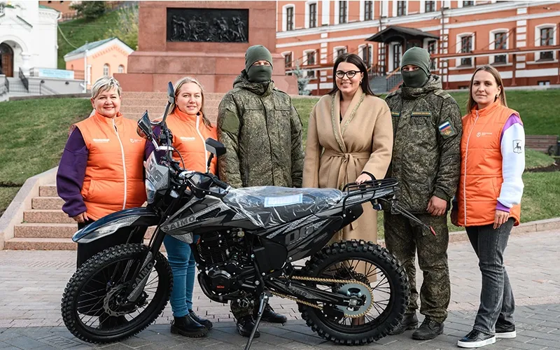 В строю едином фронт и тыл