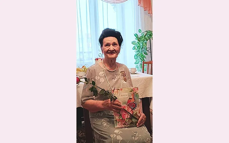 Учительница первая моя