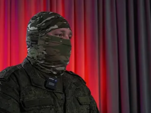 " Мы все там как братья"