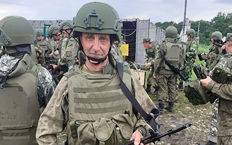 Вернулся солдат с фронта